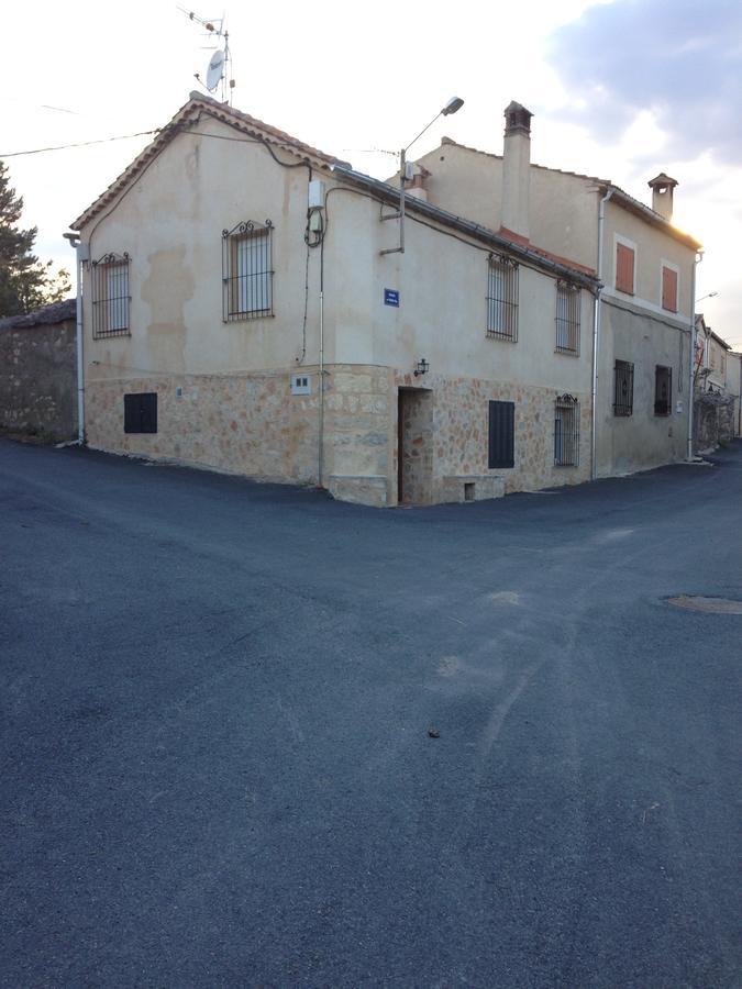 Apartamento Rural La Muralla De Pedraza Chavida Екстер'єр фото