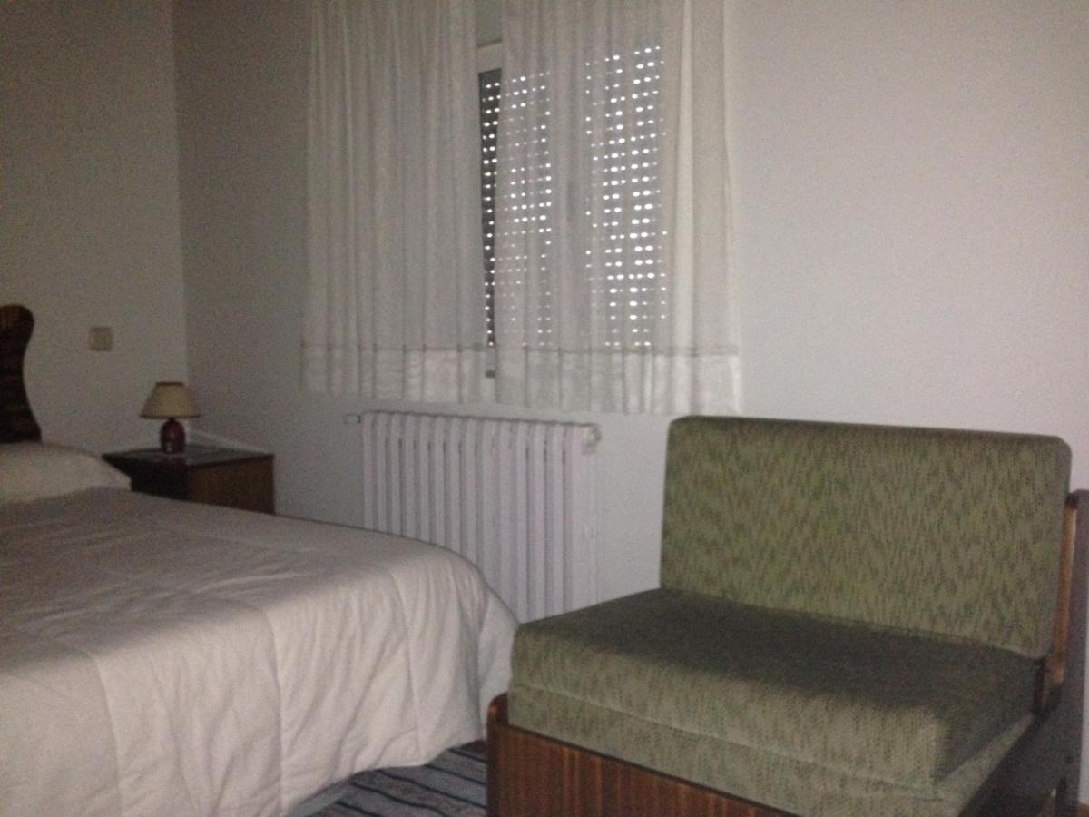 Apartamento Rural La Muralla De Pedraza Chavida Екстер'єр фото